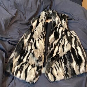 NWOT Michael Kors faux fur animal print swing vest